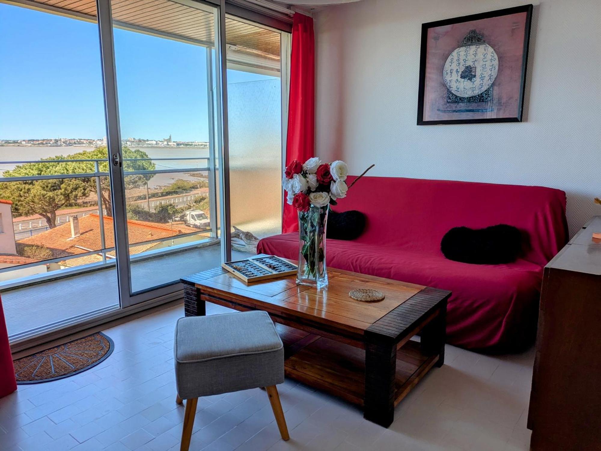 Appartement Vue Mer 180Deg Saint-Georges-de-Didonne Exterior foto